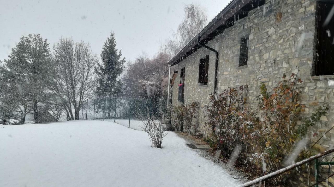 Villa O Zierzo Jaca Exterior foto
